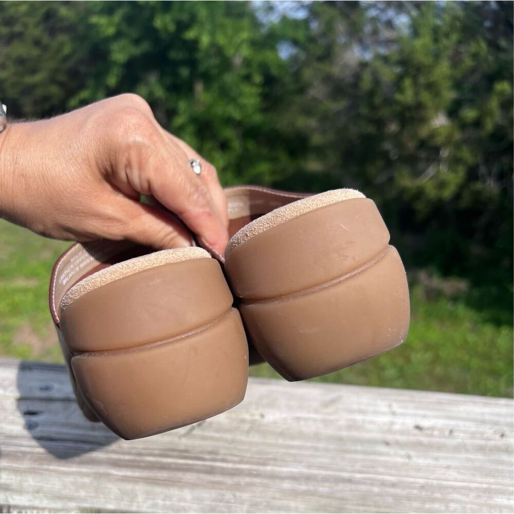 Bass Sandals - Picture 5 of 8